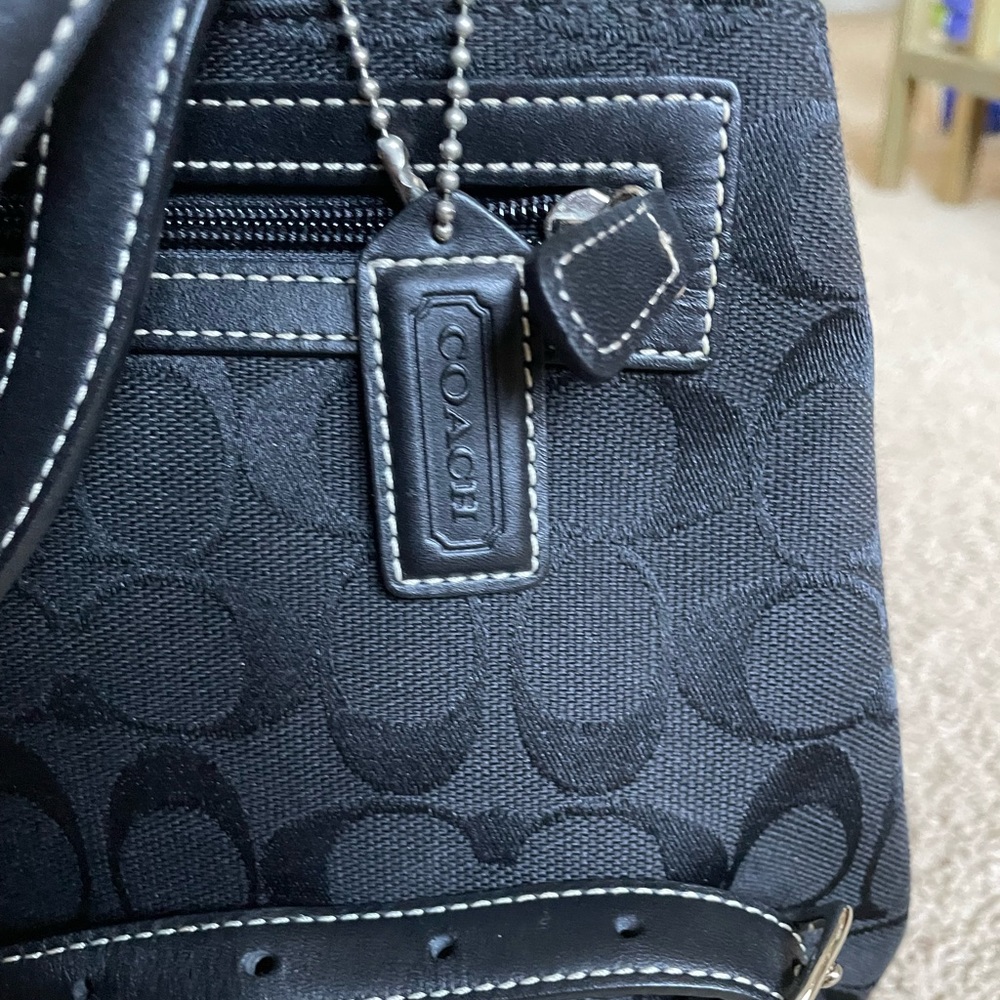 Coach vintage CC signature monogram small backpack excellent condition travel - Picture 4 of 11